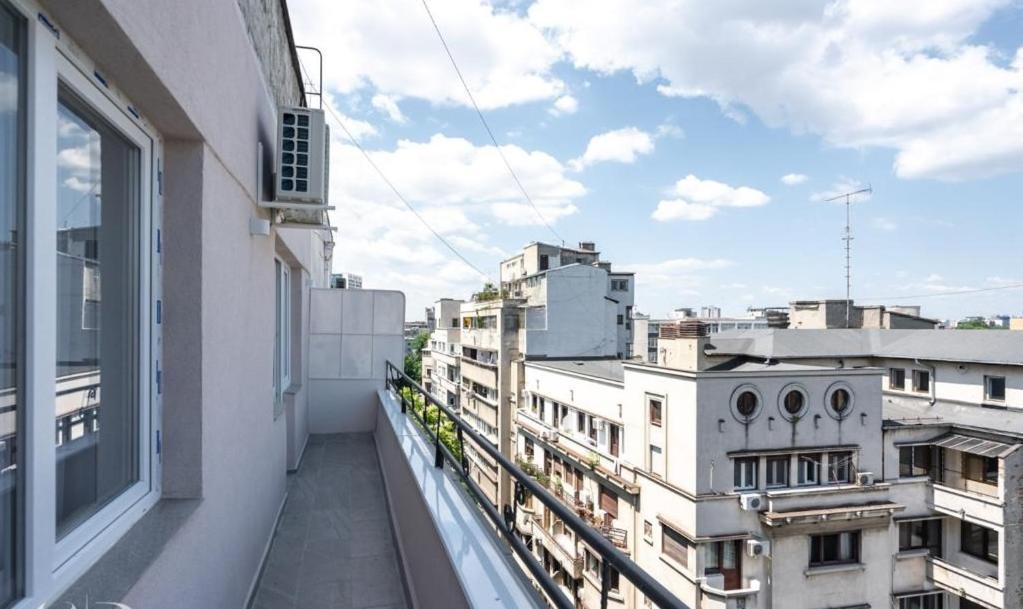 Majestic Apartament With View In Magheru Bucharest Exterior photo
