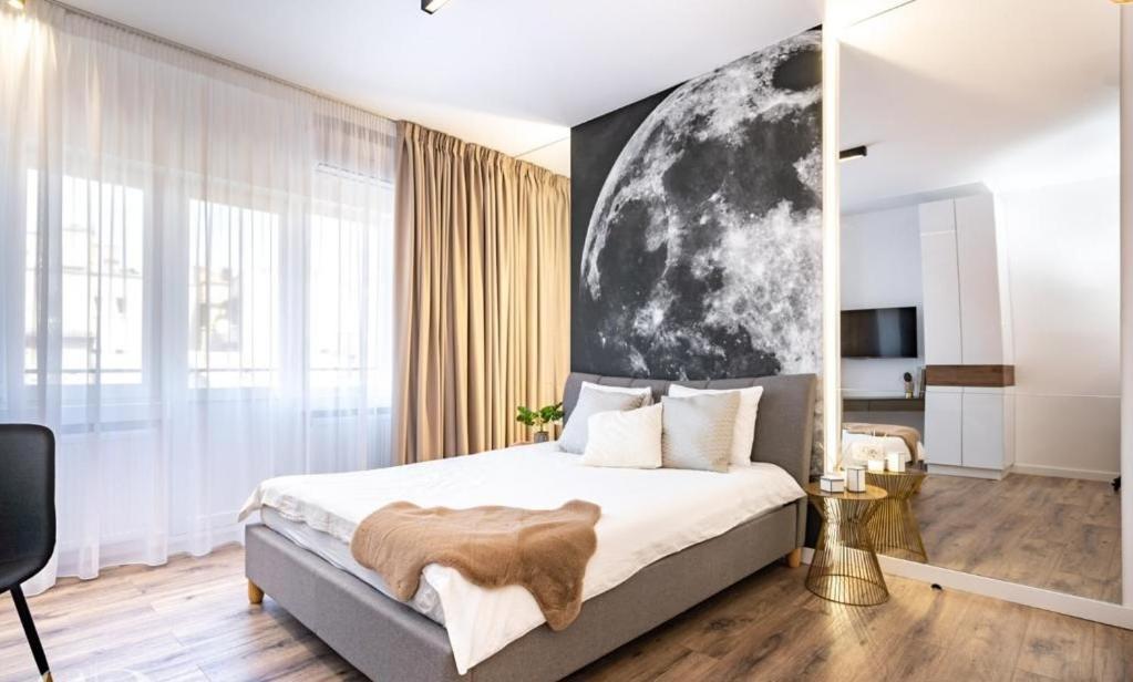 Majestic Apartament With View In Magheru Bucharest Exterior photo